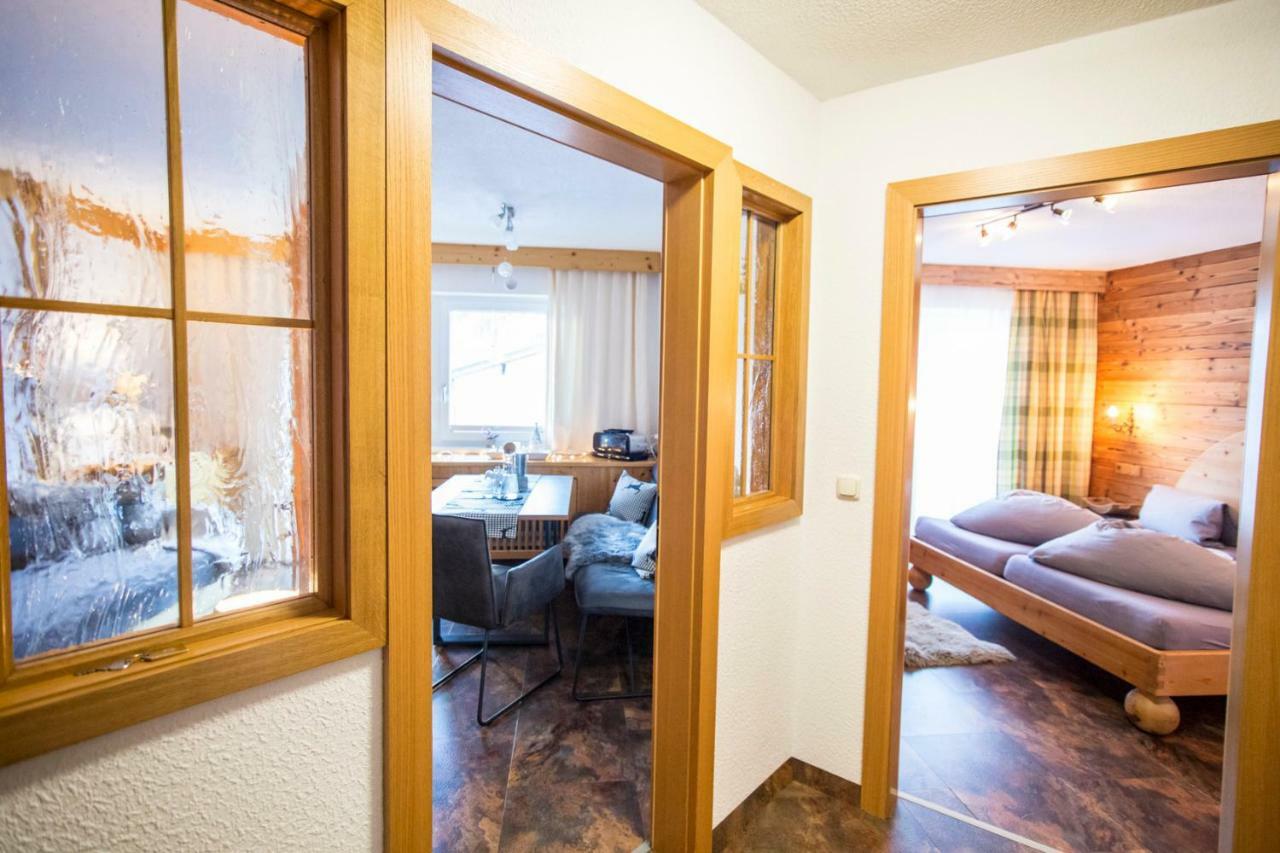 Alpen Apartments Austria Berwang Exterior photo